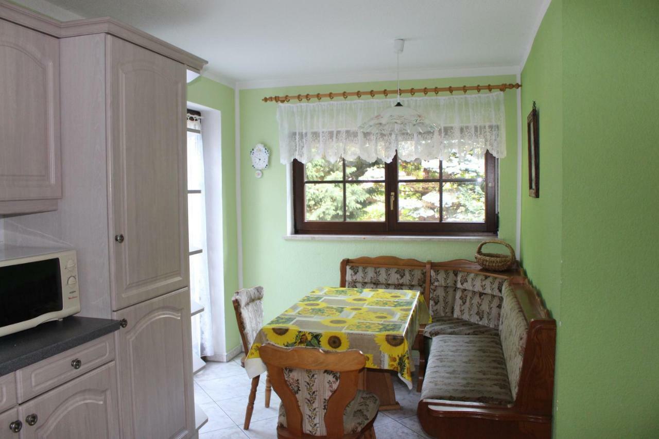 Ferienwohnung "An Der St. Ludmila" Crostwitz Exterior photo