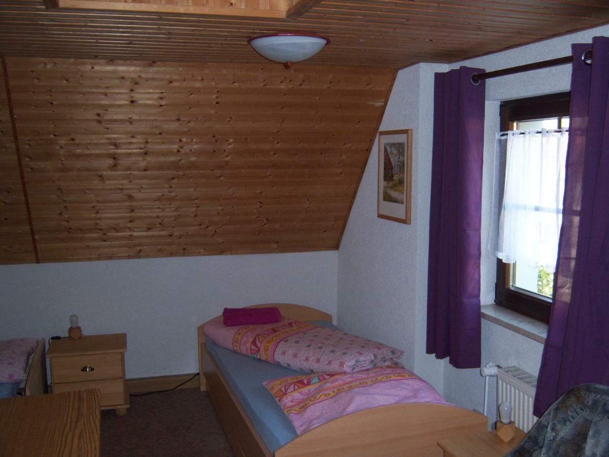 Ferienwohnung "An Der St. Ludmila" Crostwitz Exterior photo